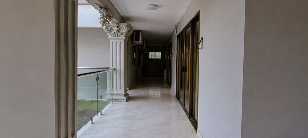 Corridor